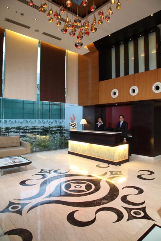 Treehouse Queens Pearl Gurgaon Extérieur photo