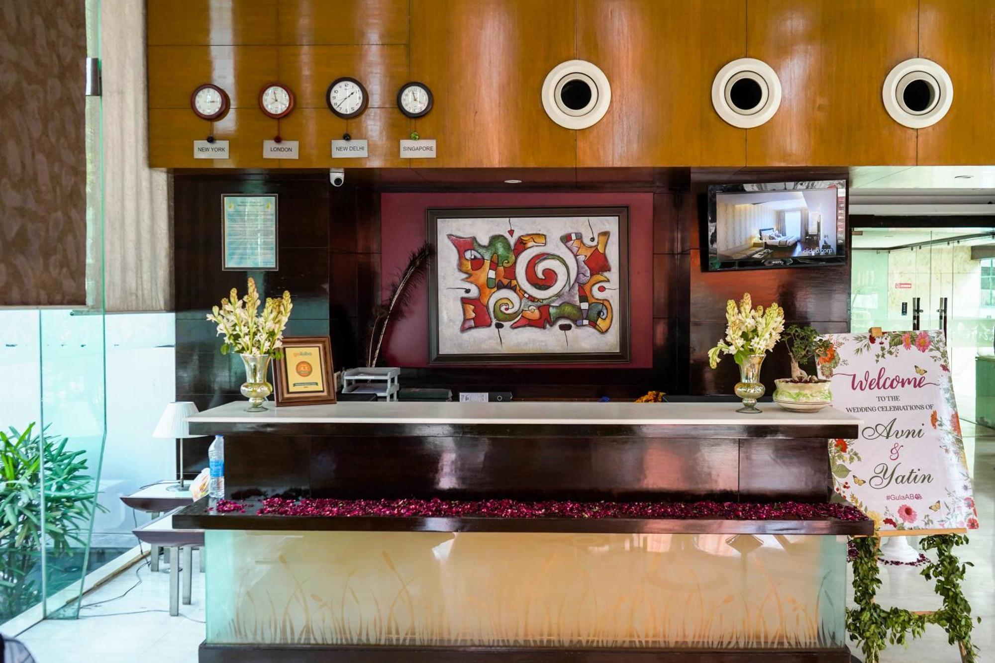 Treehouse Queens Pearl Gurgaon Extérieur photo