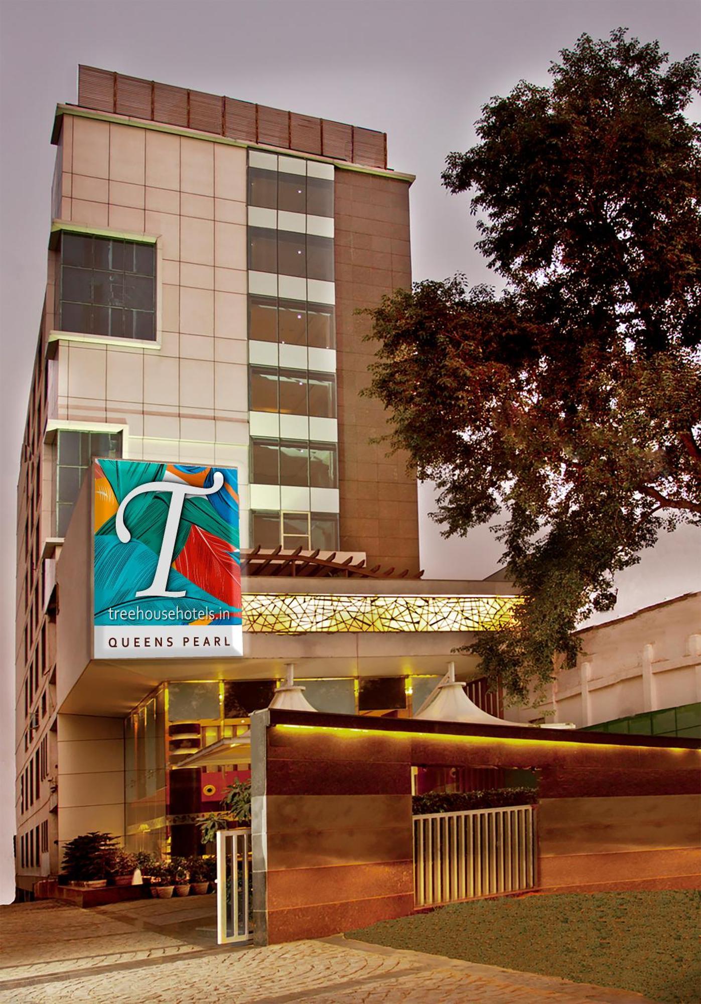 Treehouse Queens Pearl Gurgaon Extérieur photo